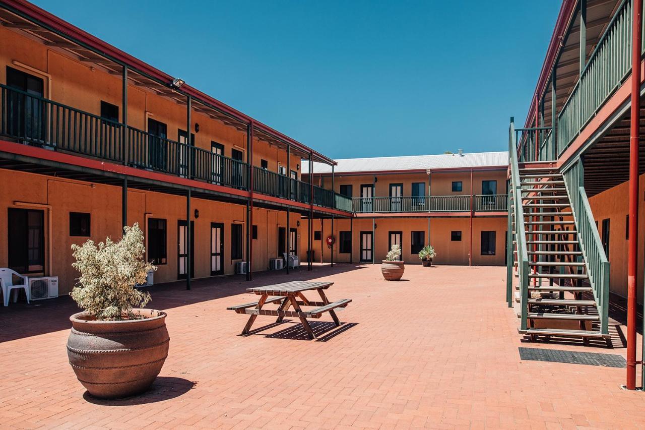 Settlers Hotel York Dış mekan fotoğraf